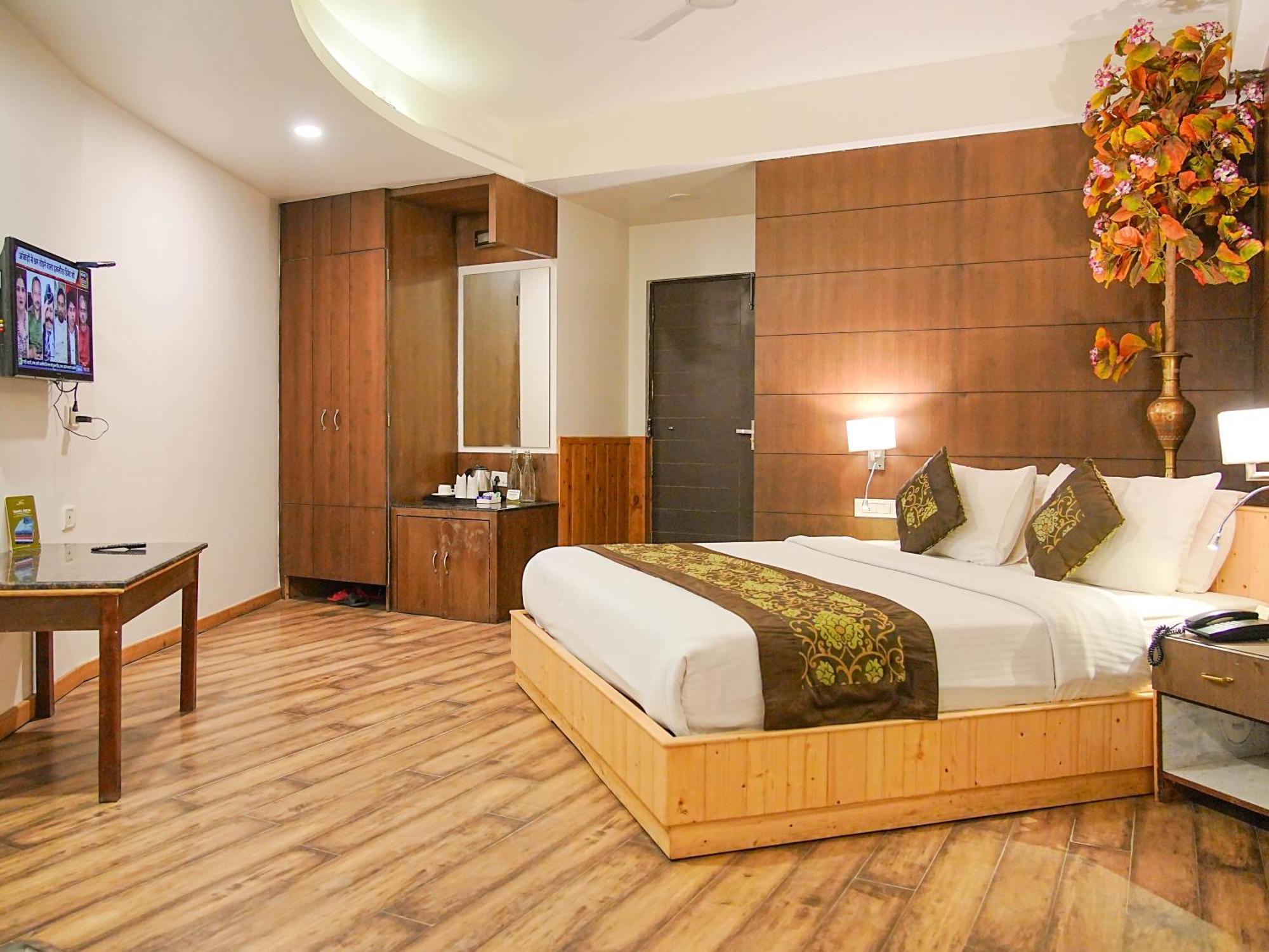 Hotel The Orchard Greens Manali (Himachal Pradesh)